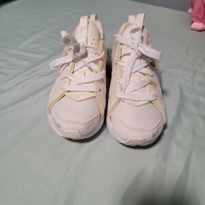 Nike Women White and Pale Yellow Athletic Sneakers